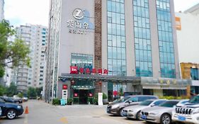 Ibis Chengdu Kehua Hotel